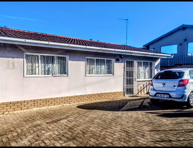 3 BEDROOM HOUSE FOR SALE IN SHALLCROSS